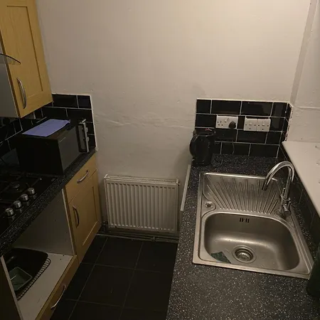 Six Bed With Two Parking Space And Garden Сasa de vacaciones *